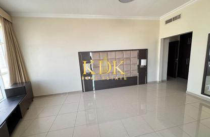 Apartment - 3 Bedrooms - 4 Bathrooms for rent in Siraj Tower - Arjan - Dubai