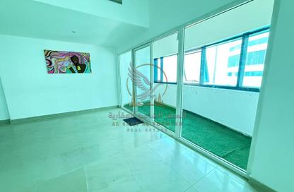 Apartment - 2 Bedrooms - 3 Bathrooms for rent in Al Mamzar - Al Mamzar - Sharjah - Sharjah