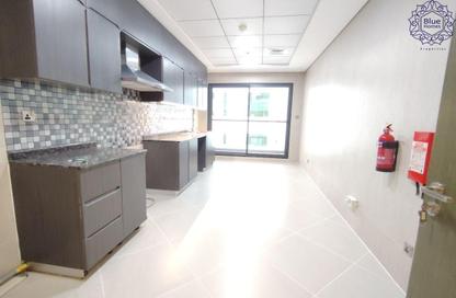 Apartment - 2 Bedrooms - 3 Bathrooms for rent in Trio Building - Al Barsha 1 - Al Barsha - Dubai