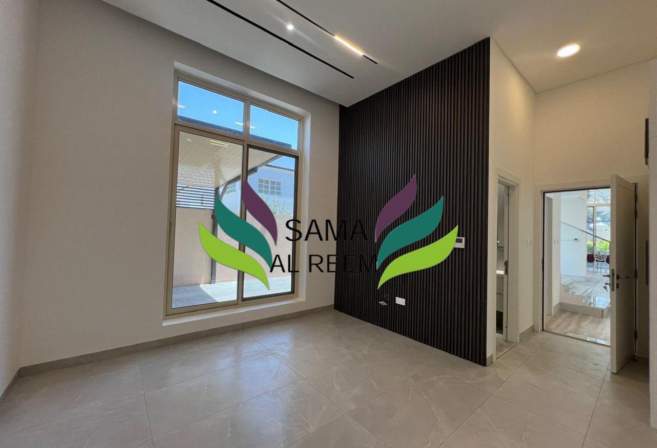 Ready To Move |Modern 5 Bed +Maid | Private Pool photo 11