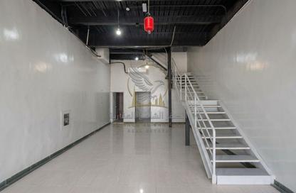 Warehouse - Studio - 2 Bathrooms for rent in Industrial Building 13 - Industrial Area 13 - Sharjah Industrial Area - Sharjah