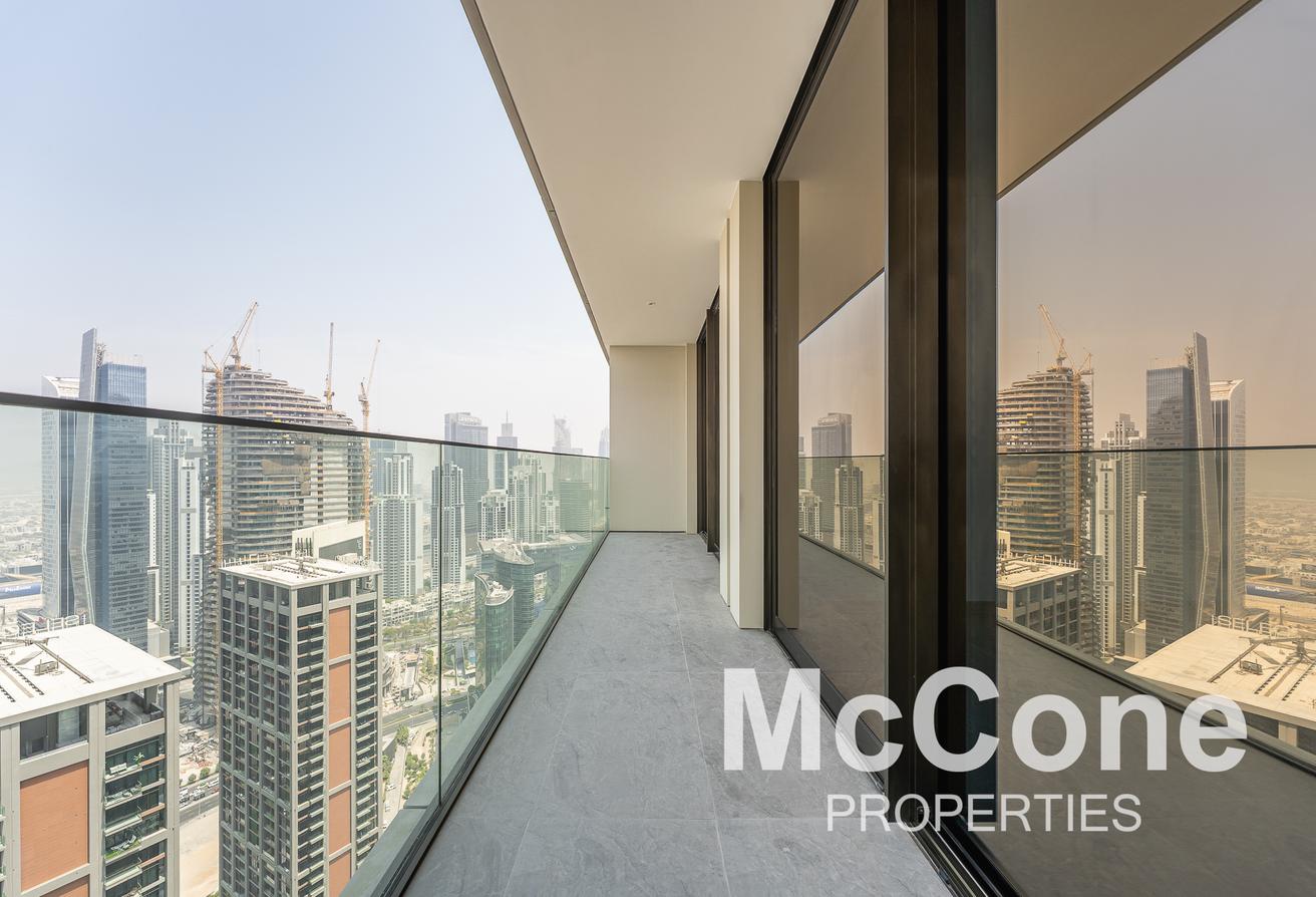 Burj View | Top Floor | Genuine Listing photo 12