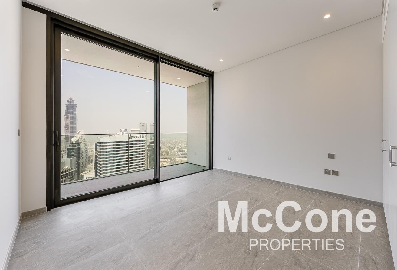 Burj View | Top Floor | Genuine Listing photo 9