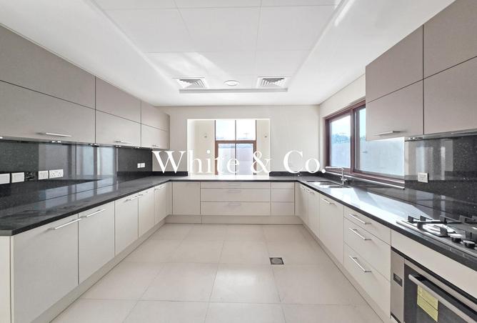 52392735 - Property Image 3