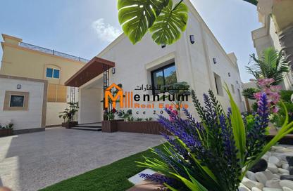 Villa - 6 Bedrooms - 7 Bathrooms for sale in Al Mansoura - Al Sharq - Sharjah