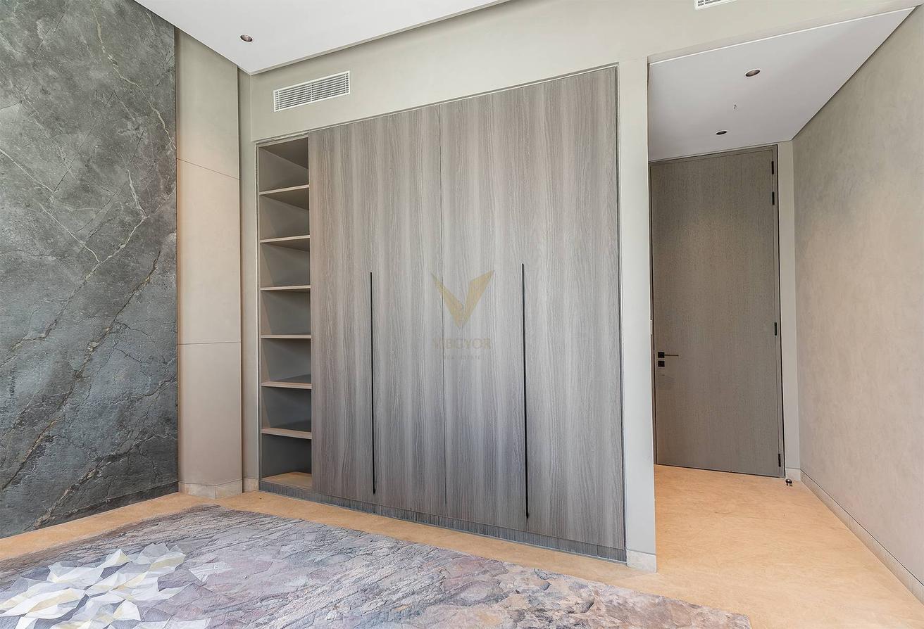 UPGRADED 5BR+M | GARDEN SUITE | CORNER VILLA photo 8