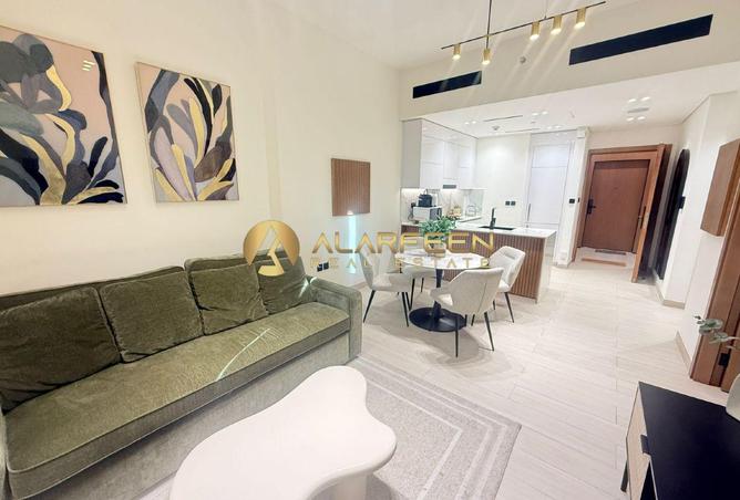 103702978 - Property Image 2