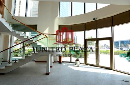 Retail - Studio for rent in Al Bateen - Abu Dhabi