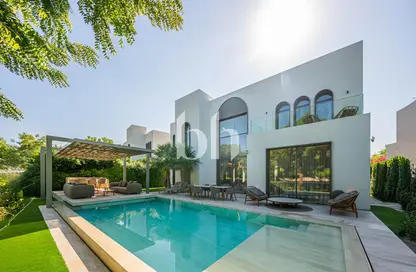 Villa - 4 Bedrooms - 5 Bathrooms for sale in Garden Hall - Oasis Clusters - Jumeirah Islands - Dubai