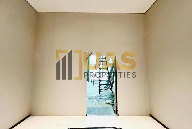 136457588 - Property Image 2