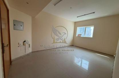 Apartment - 1 Bedroom - 1 Bathroom for rent in Al Khan - Sharjah