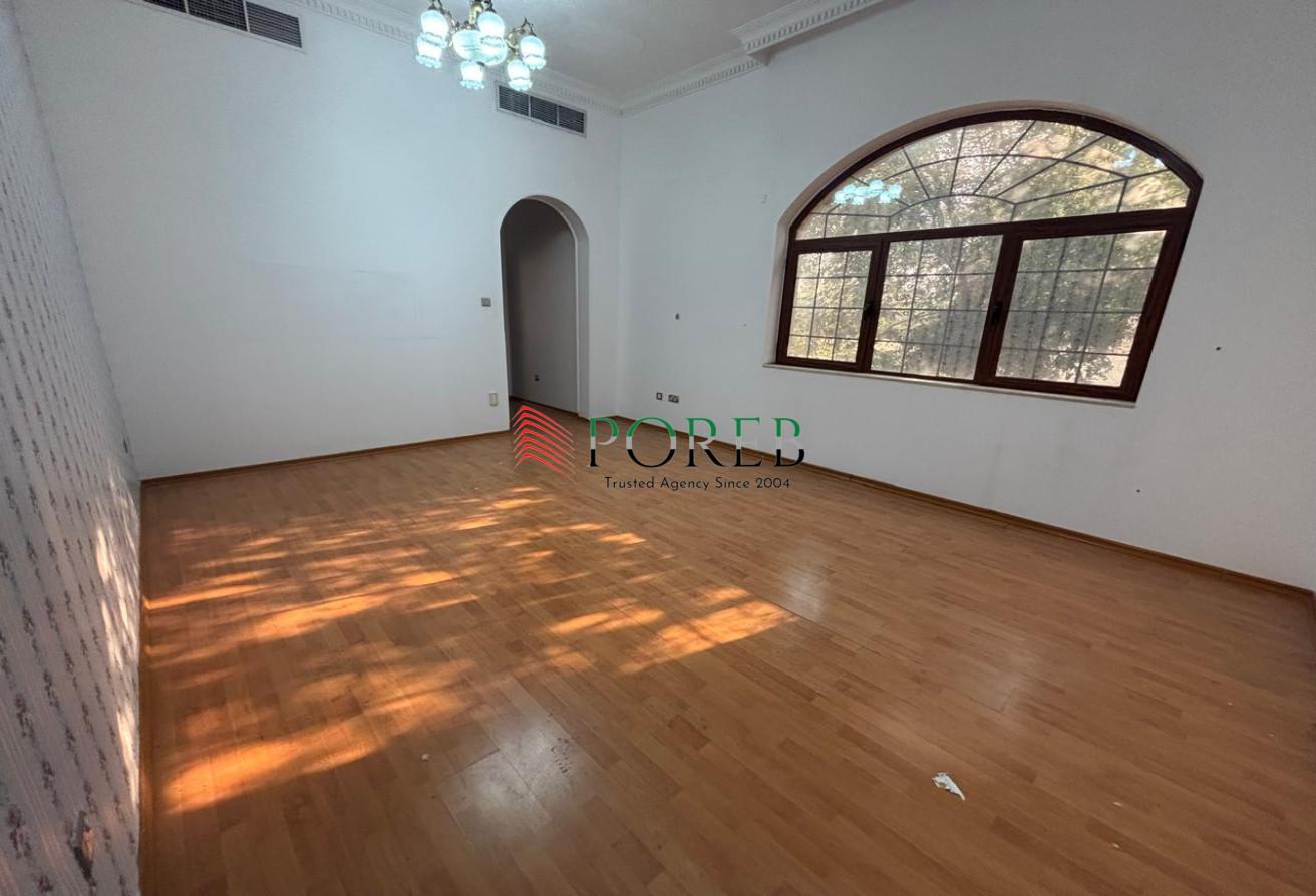 Huge 5BR Villa | Vacant | Priam Location photo 27