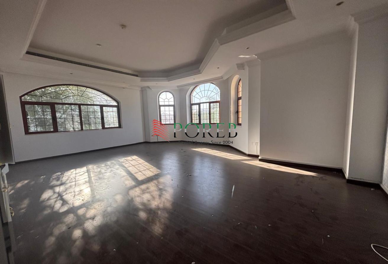 Huge 5BR Villa | Vacant | Priam Location photo 7