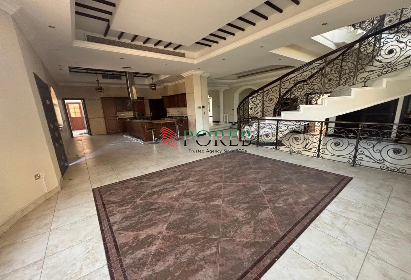 Huge 5BR Villa | Vacant | Priam Location photo 6