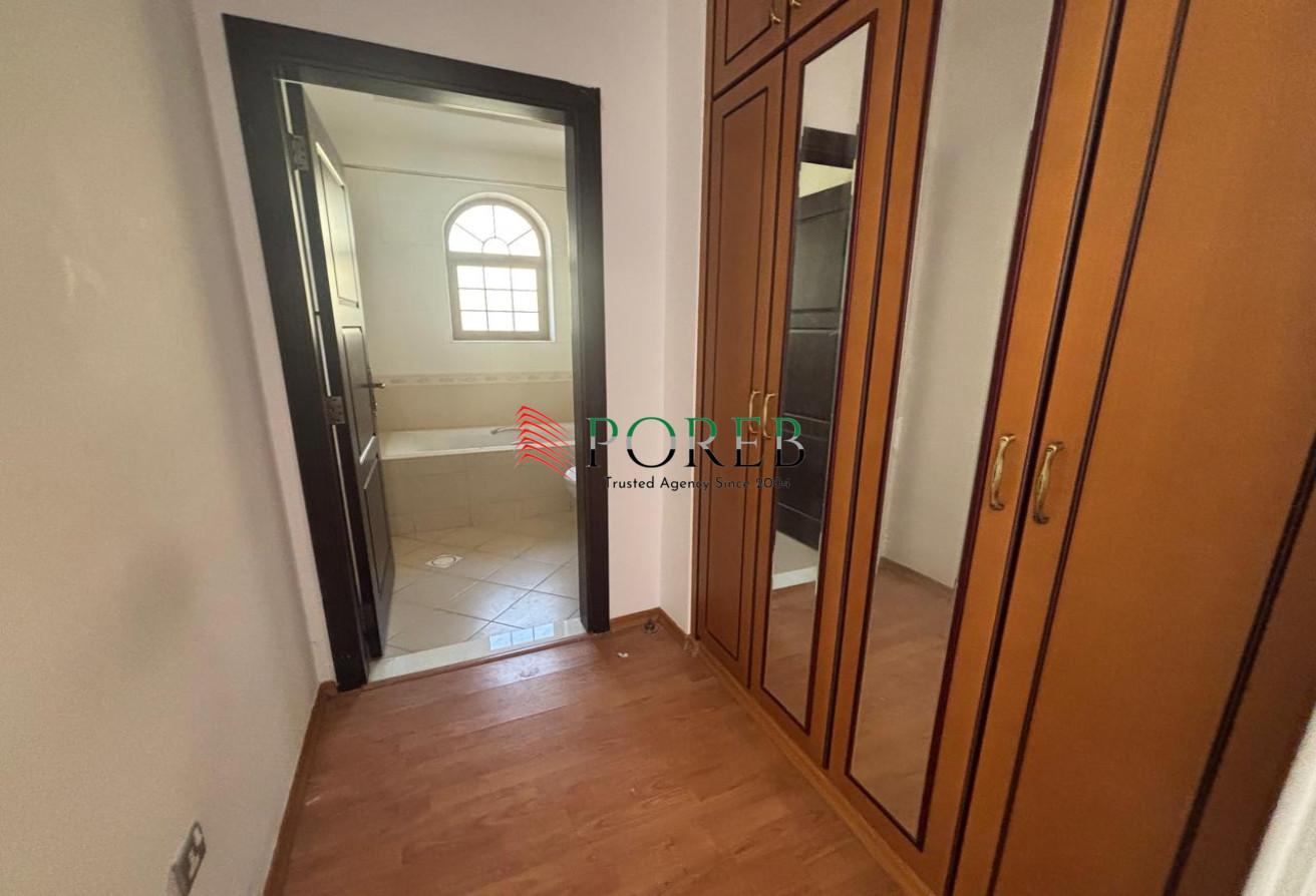 Huge 5BR Villa | Vacant | Priam Location photo 15