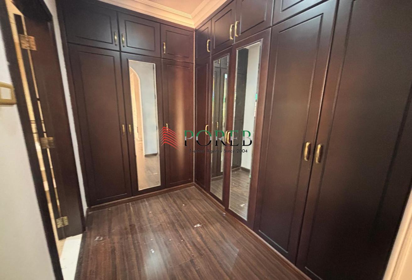 Huge 5BR Villa | Vacant | Priam Location photo 9