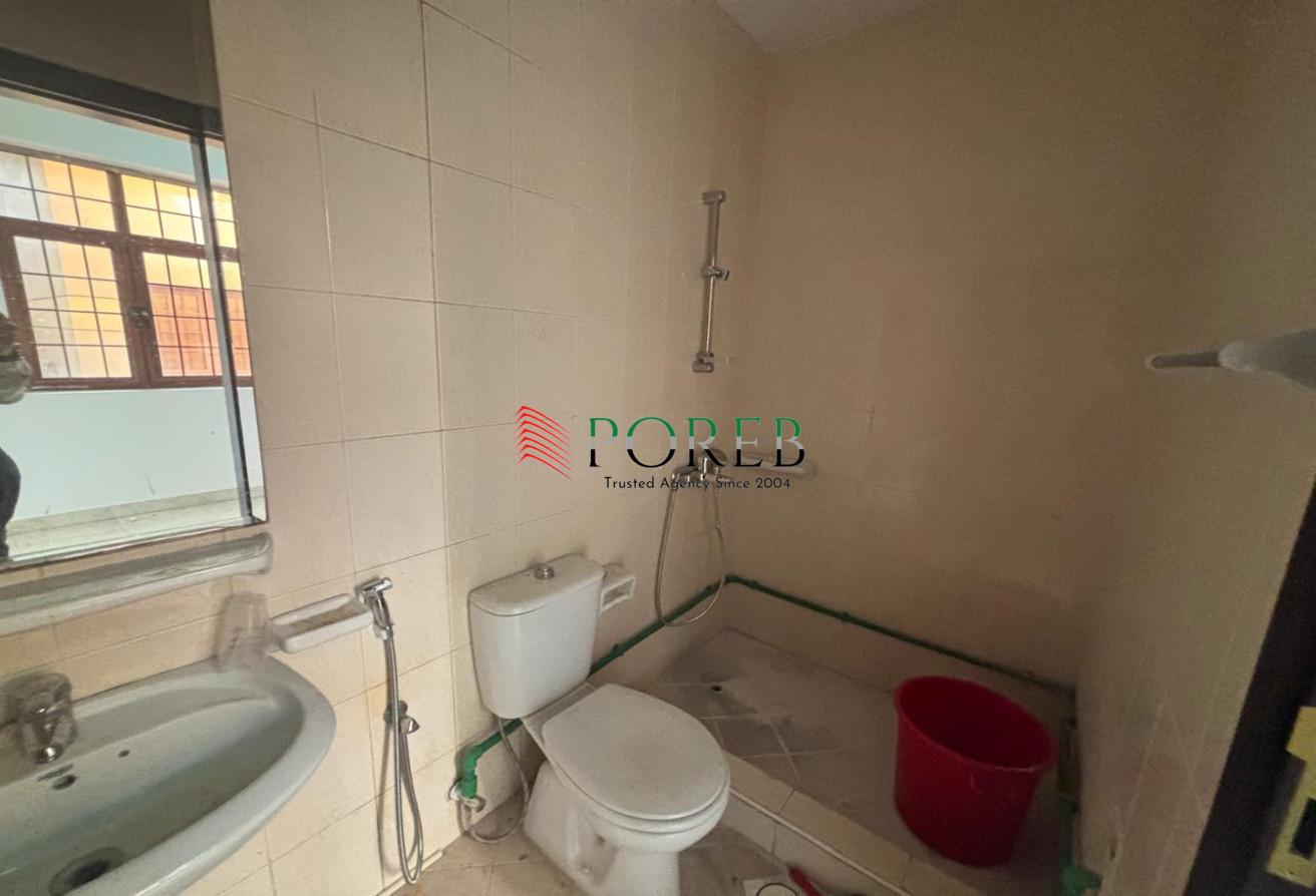 Huge 5BR Villa | Vacant | Priam Location photo 29
