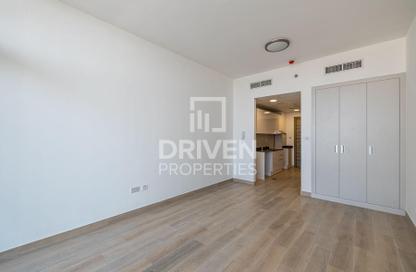 Apartment - Studio - 1 Bathroom for rent in Bloom Heights B - Bloom Heights - District 15 - Jumeirah Village Circle - Dubai