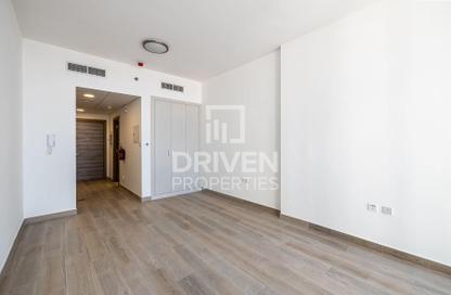 Apartment - Studio - 1 Bathroom for rent in Bloom Heights B - Bloom Heights - District 15 - Jumeirah Village Circle - Dubai