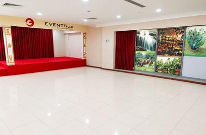 Office Space - Studio - 1 Bathroom for rent in Carrera Building - Al Karama - Dubai