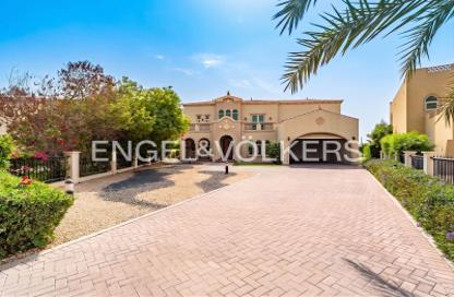 Villa - 4 Bedrooms - 5 Bathrooms for sale in Entertainment Foyer - Islamic Clusters - Jumeirah Islands - Dubai