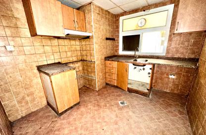 Apartment - 1 - 2 for rent in Muwailih Building - Muwaileh - Sharjah