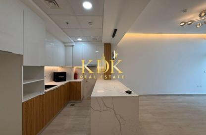 Apartment - 1 Bedroom - 2 Bathrooms for rent in The East Crest by Meteora - District 17 - Jumeirah Village Circle - Dubai