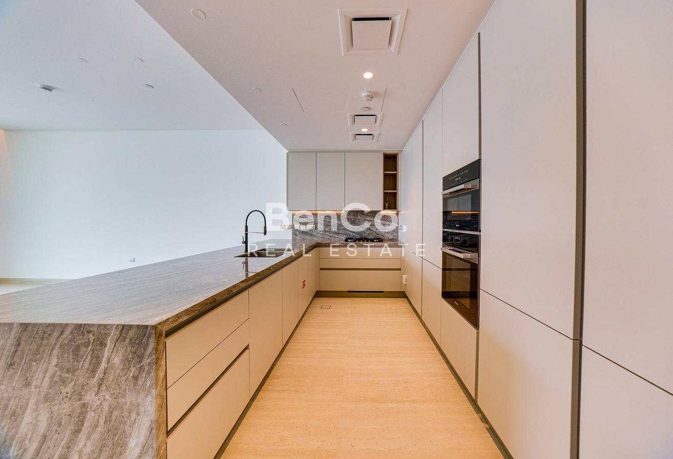 Palm & Sea View | Unfurnished | Multiple Cheques photo 16