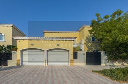 Villa - 4 Bedrooms - 6 Bathrooms for rent in Jumeirah Park Homes - Jumeirah Park - Dubai