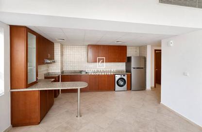 Apartment - Studio - 1 Bathroom for rent in Weston Court 1 - Weston Court - Motor City - Dubai