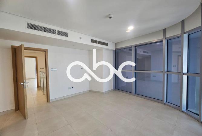 93142625 - Property Image 2