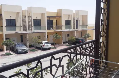 Villa - 1 Bedroom - 2 Bathrooms for rent in Sahara Meadows 2 - Sahara Meadows - Dubai Industrial City - Dubai