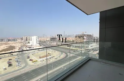 شقة - غرفة نوم - 2 حمامات للايجار في بي جي وان - الفرجان - دبي