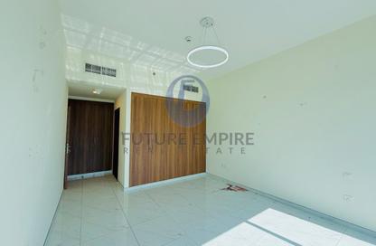 Apartment - 1 Bedroom - 2 Bathrooms for rent in Titanium Tower - Al Karama - Dubai