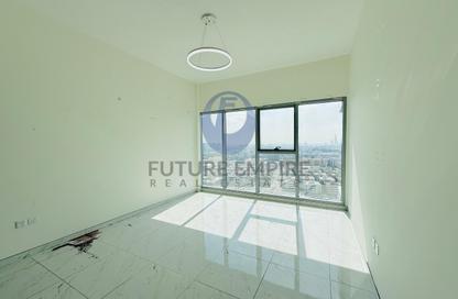 Apartment - 1 Bedroom - 2 Bathrooms for rent in Titanium Tower - Al Karama - Dubai Apartment - 1 Bedroom - 2 Bathrooms for rent in Titanium Tower - Al Karama - Dubai