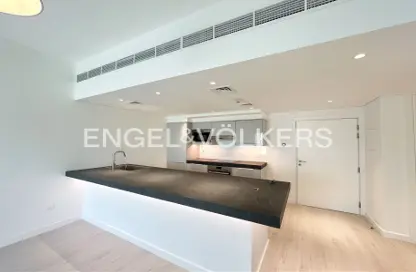 Apartment - 1 Bedroom - 1 Bathroom for rent in Al Arta 4 - Al Arta - Greens - Dubai