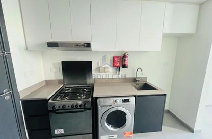 Apartment - Studio - 1 for rent in Rove Home Aljada - Aljada - Sharjah Apartment - Studio - 1 for rent in Rove Home Aljada - Aljada - Sharjah