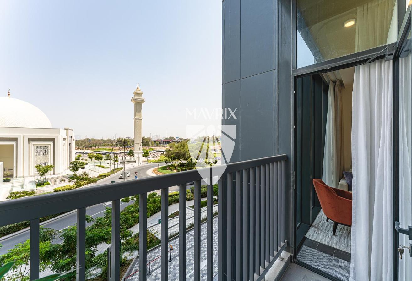 Luxury | Fully Furnished | Vacant | Ready To Move photo 18