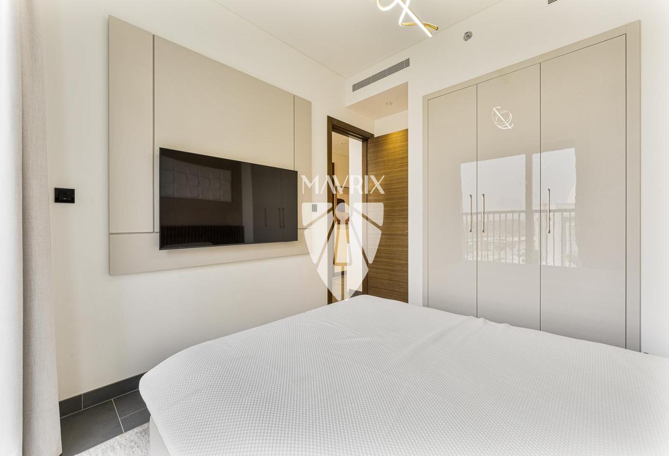 Luxury | Fully Furnished | Vacant | Ready To Move photo 12