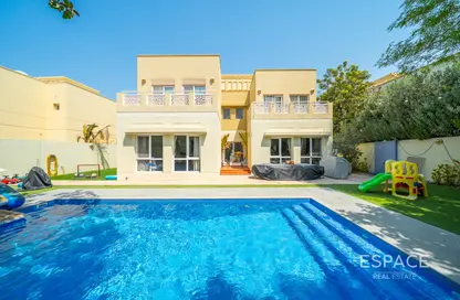 Villa - 4 Bedrooms - 4 Bathrooms for rent in Meadows 5 - Meadows - Dubai