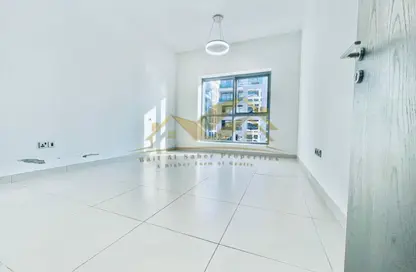 شقة - 2 غرف نوم - 3 حمامات للايجار في جميرا جاردن سيتي - السطوة - دبي