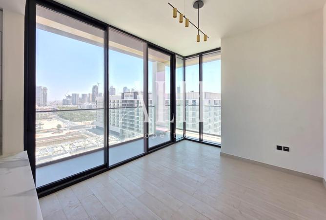 103698258 - Property Image 2