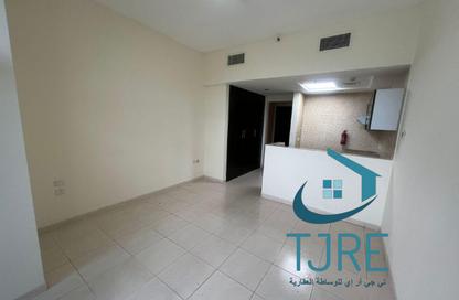 Apartment - Studio - 1 Bathroom for rent in Royal Residence 1 - Royal Residence - Dubai Sports City - Dubai