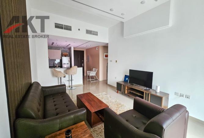 FURNISHED AND UPGRADED 1 BEDROOM/Rented