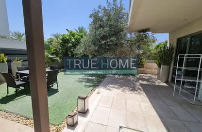 Townhouse - 3 Bedrooms - 4 Bathrooms for sale in Al Zahia - Muwaileh Commercial - Sharjah