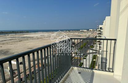 Apartment - 3 - 4 for sale in Shams Residence - Maryam Island - Al Khan - Sharjah