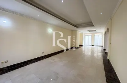 فيلا - 5 غرف نوم - 7 حمامات للايجار في حدائق القرم - القرم - أبوظبي فيلا - 5 غرف نوم - 7 حمامات للايجار في حدائق القرم - القرم - أبوظبي