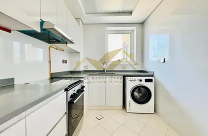 Apartment - 1 Bedroom - 2 Bathrooms for rent in Jumeirah Garden City - Al Satwa - Dubai