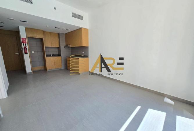 111432267 - Property Image 2