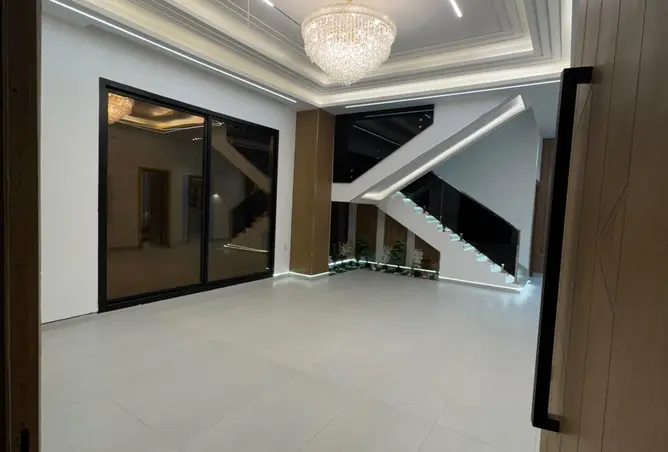 100825222 - Property Image 3